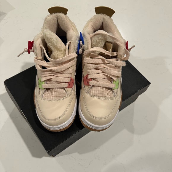 Retro Jordan 4 - Picture 3 of 4